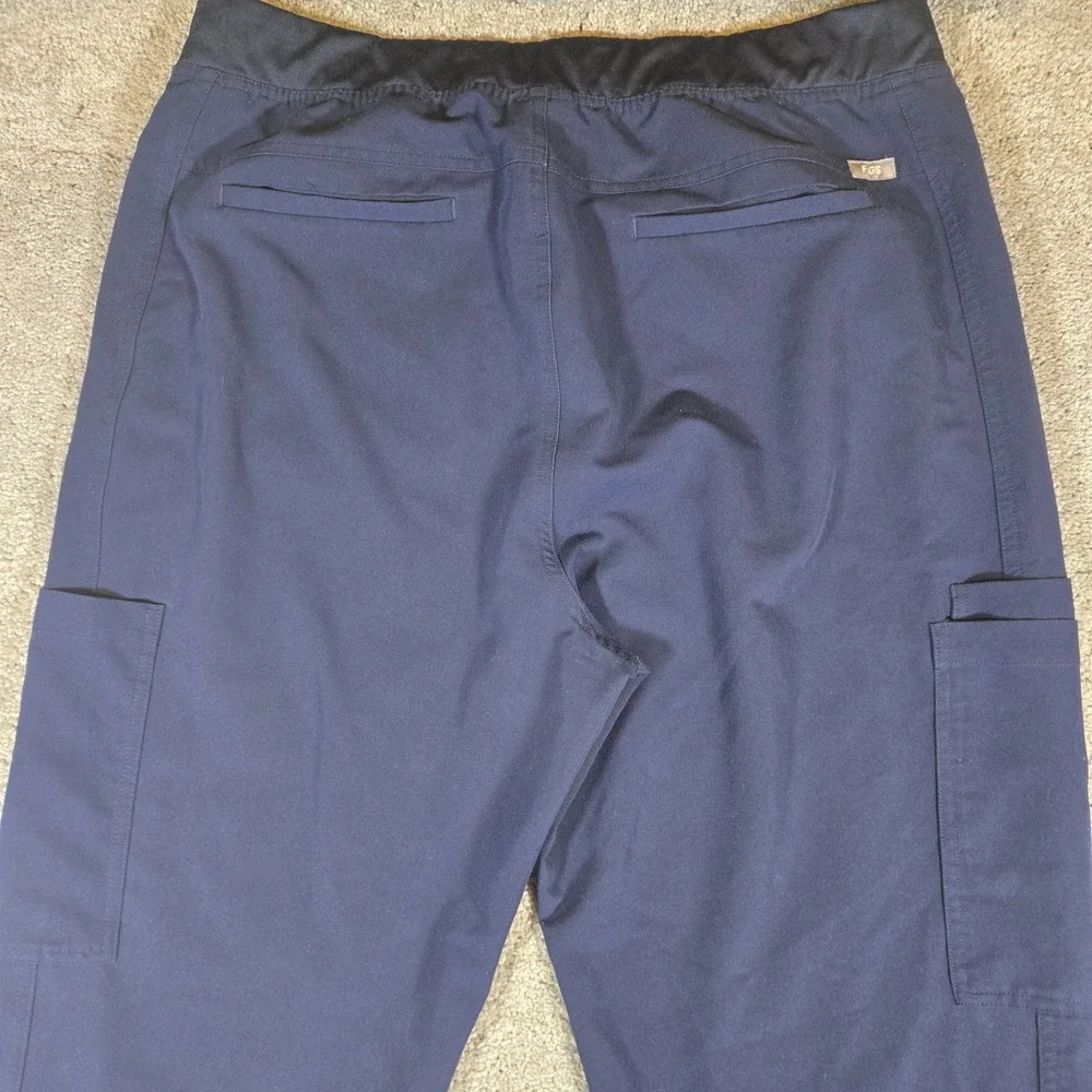 Figs Men's Axim Cargo Scrub Pants Size 2XL Navy Technical Collection Scrub Pants